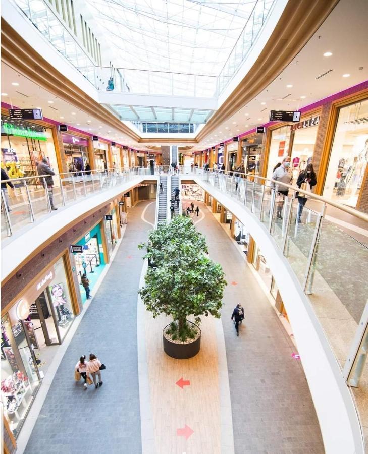 Апартаменты Le Petit Luxembourg Монтиньи-сюр-Самбр Экстерьер фото